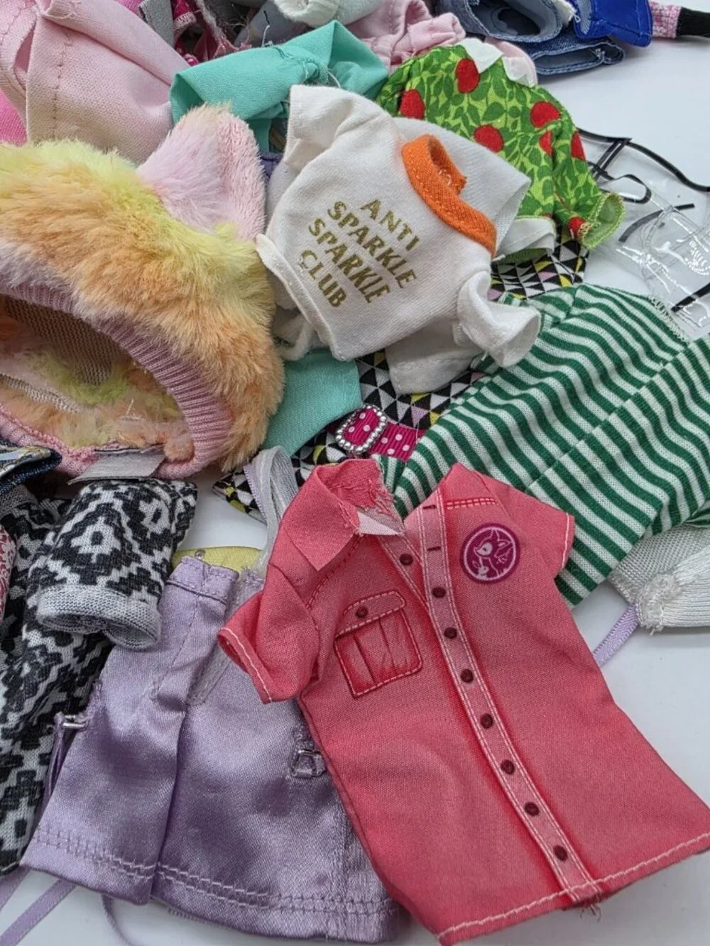 Barbie & Rainbow High Doll Clothing Lot of 65 Mixed Clothes Dress Tops